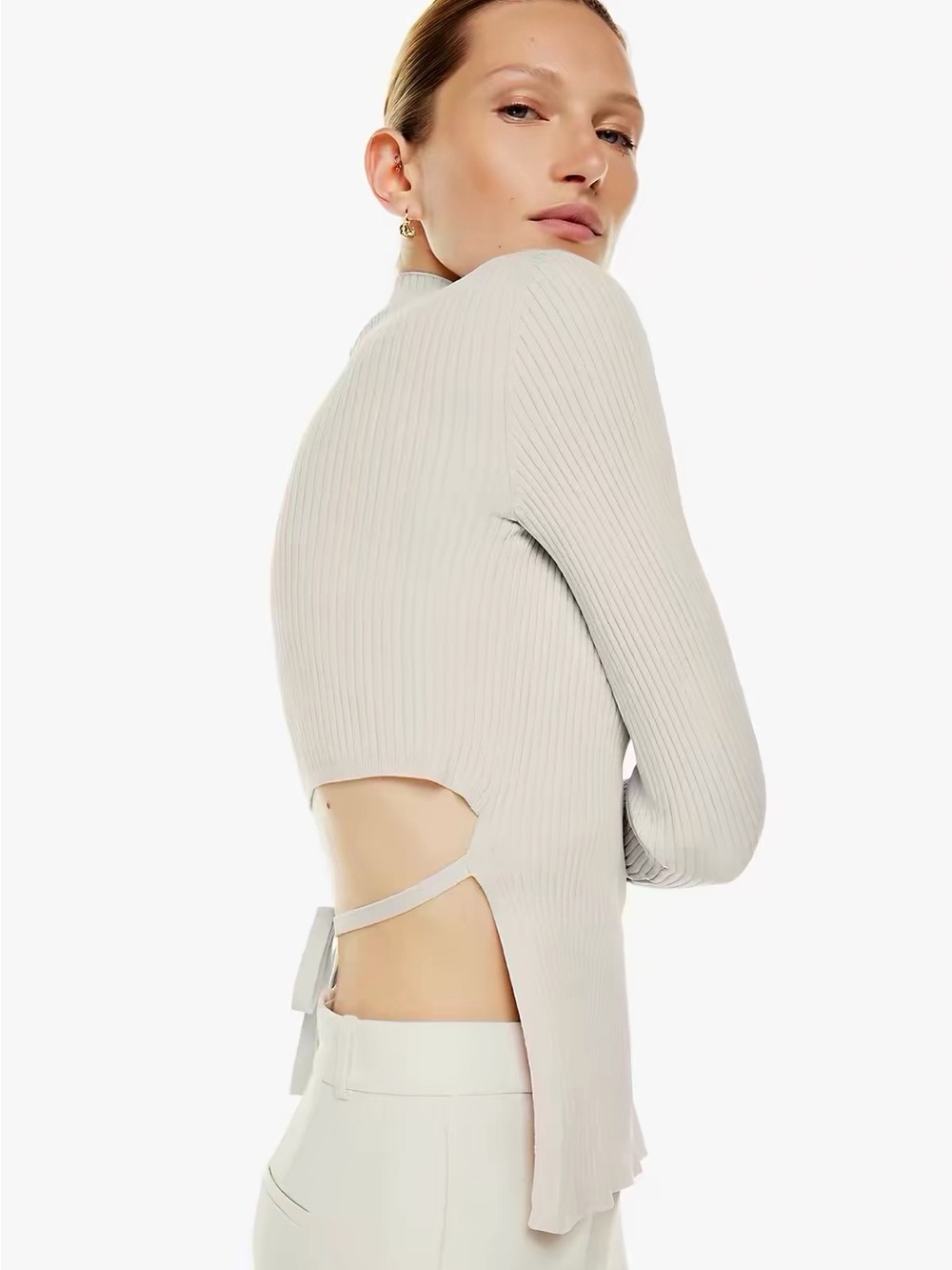 Aritzia Cream Ribbed Cutout Tie-Back Long Sleeve Top